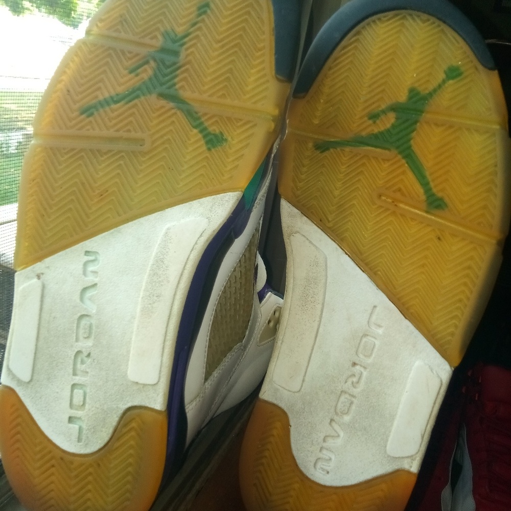 Jordan 5 grapes